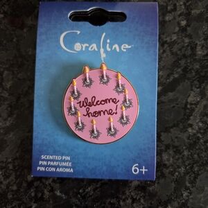 Loungefly Coraline Scented Pin Welcome Home  - Pink New Birthday Cake